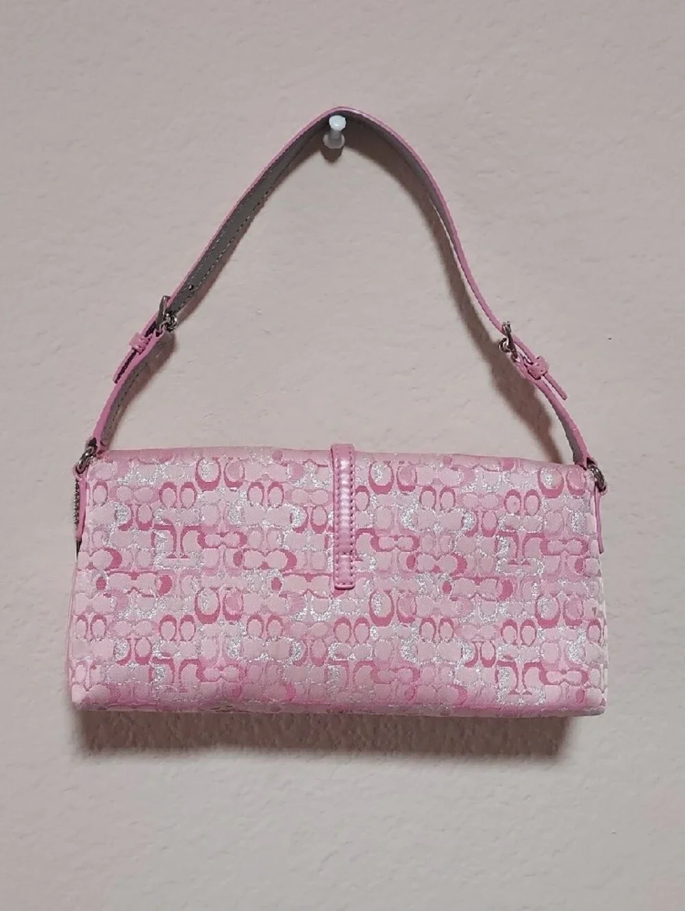 💕Vintage Y2K Coach Pink Optic Signature Lurex Hamptons Demi Flap Bag 8946